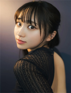 色婷婷六月亚洲婷婷丁香-人体模特郎玉